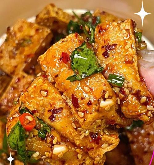 三杯臭豆腐的制作方法（以经典配方为例，轻松制作美味臭豆腐）
