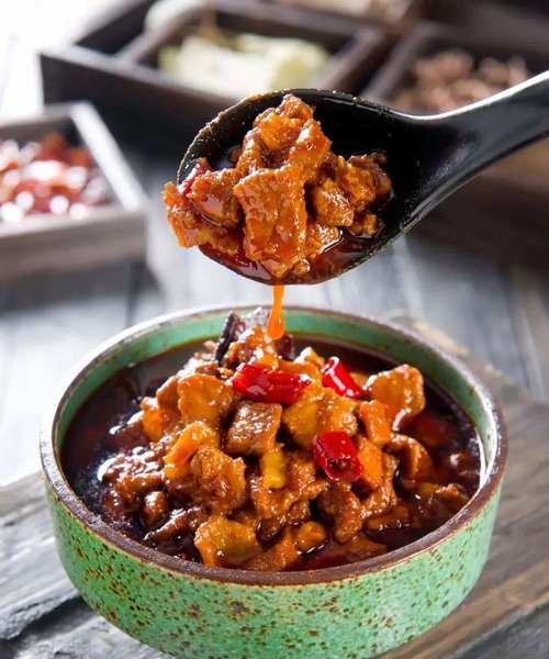 新疆特色美食——羊肉稍子的制作方法（品尝中亚风情的美味佳肴，享受生活的美好）