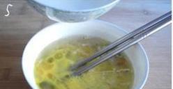 美味营养的虾米双豆鸡蛋羹（营养搭配，口感丰富）