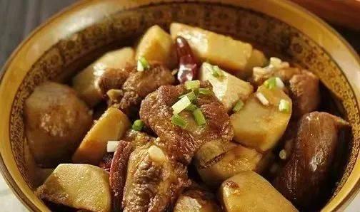 家常美食（一道营养又美味的烤肉佳肴）