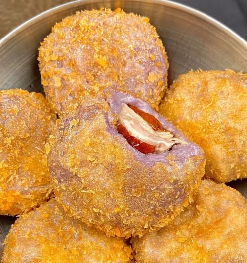 香酥可口的柏氏香酥鸭（用独特秘方制作的家庭美食）