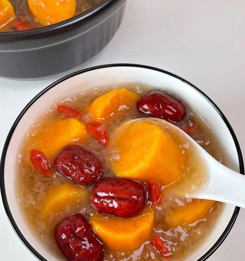 健康美味，薏仁红枣糖水的制作（营养滋补，一碗糖水满足你的味蕾和身体需求）